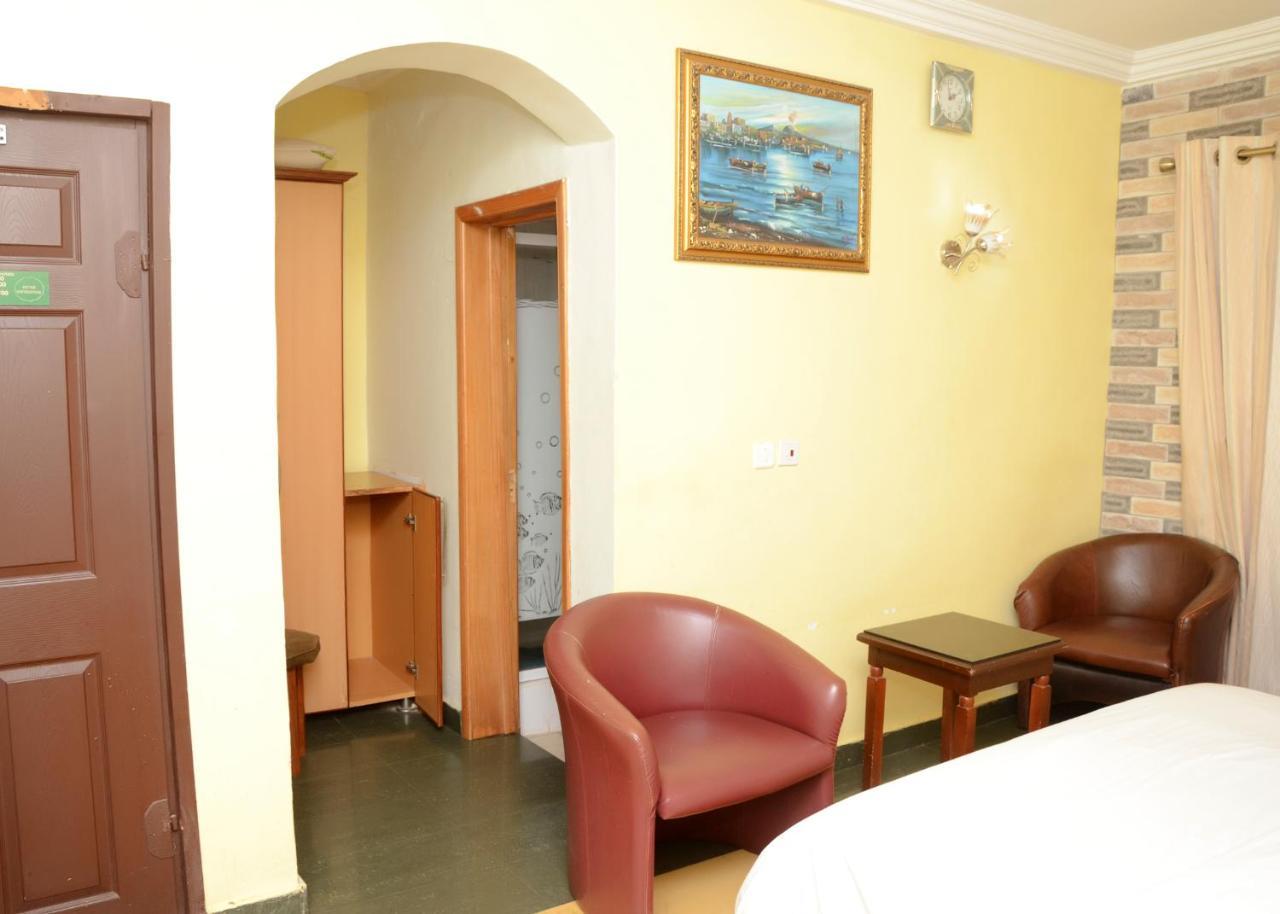 Terrace Green Hotels & Suite لاغوس المظهر الخارجي الصورة