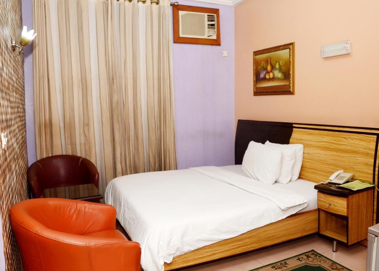 Terrace Green Hotels & Suite لاغوس المظهر الخارجي الصورة